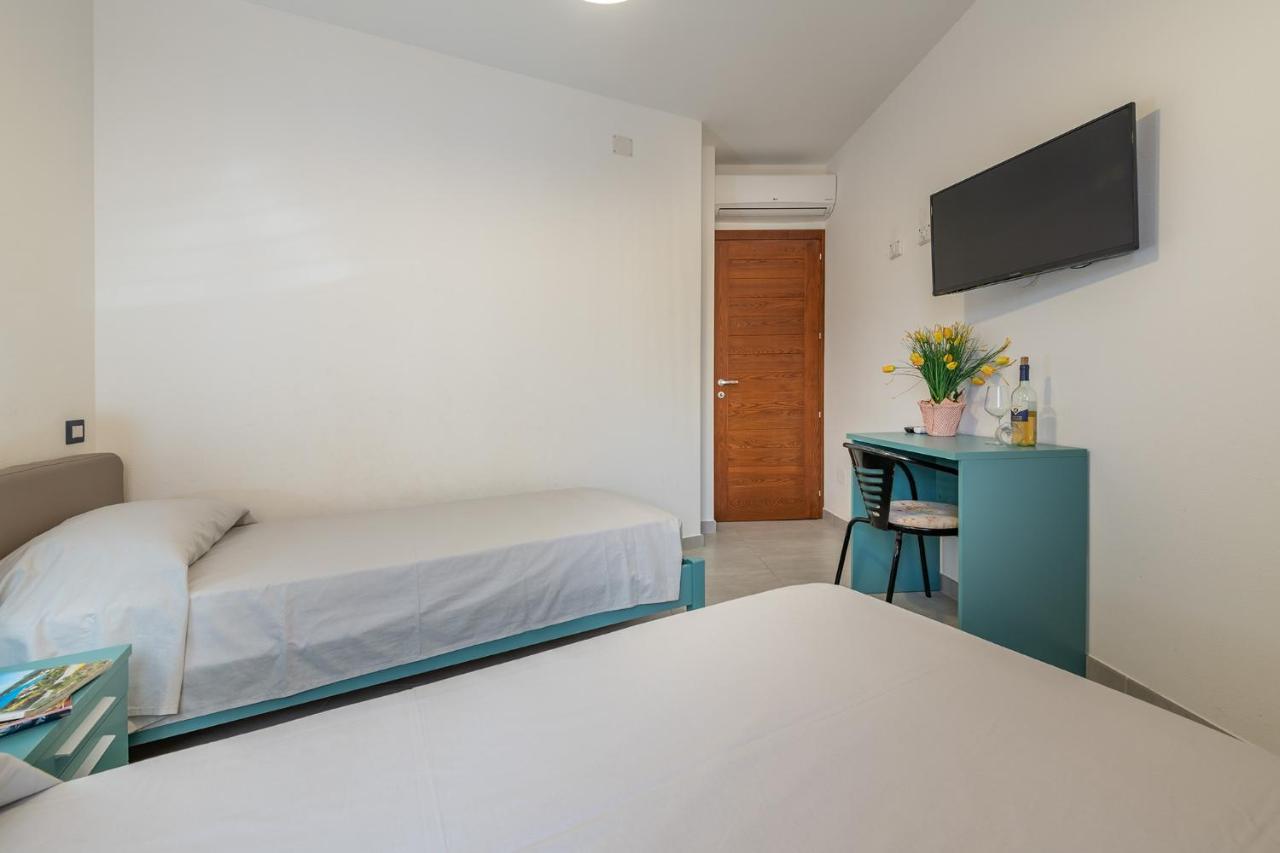 Affittasardegna-Casa Lido Apartment อาลเกโร ภายนอก รูปภาพ